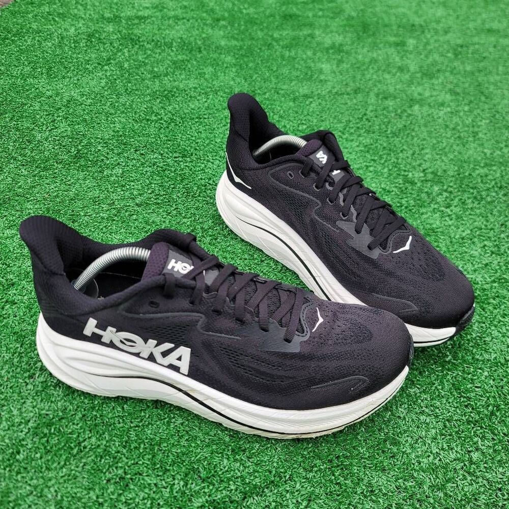 Hoka One One Clifton 10 - Women's running shoes - Size 12B - Picture 3 of 11